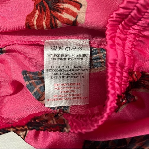 Their Nibs Women’s Medium Satin Shortie Pyjamas Pink Bow Print Sleepwear NWOT - Picture 11 of 13